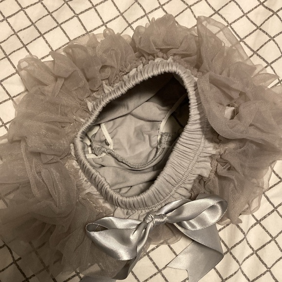 Grey Ruffle Diaper Cover - Picture 2 of 4